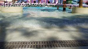[P89] piscina cu valuri » foto by elenaadina
 - 
<span class="allrVoted glyphicon glyphicon-heart hidden" id="av1329112"></span>
<a class="m-l-10 hidden" id="sv1329112" onclick="voting_Foto_DelVot(,1329112,13312)" role="button">șterge vot <span class="glyphicon glyphicon-remove"></span></a>
<a id="v91329112" class=" c-red"  onclick="voting_Foto_SetVot(1329112)" role="button"><span class="glyphicon glyphicon-heart-empty"></span> <b>LIKE</b> = Votează poza</a> <img class="hidden"  id="f1329112W9" src="/imagini/loader.gif" border="0" /><span class="AjErrMes hidden" id="e1329112ErM"></span>