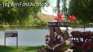 [P01] La Casa cu Stuf, prima impresie » foto by crismis
 - 
<span class="allrVoted glyphicon glyphicon-heart hidden" id="av766232"></span>
<a class="m-l-10 hidden" id="sv766232" onclick="voting_Foto_DelVot(,766232,13316)" role="button">șterge vot <span class="glyphicon glyphicon-remove"></span></a>
<a id="v9766232" class=" c-red"  onclick="voting_Foto_SetVot(766232)" role="button"><span class="glyphicon glyphicon-heart-empty"></span> <b>LIKE</b> = Votează poza</a> <img class="hidden"  id="f766232W9" src="/imagini/loader.gif" border="0" /><span class="AjErrMes hidden" id="e766232ErM"></span>