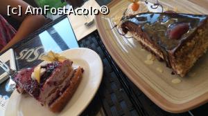[P25] Cele 2 felii imense de tort » foto by crismis
 - 
<span class="allrVoted glyphicon glyphicon-heart hidden" id="av766292"></span>
<a class="m-l-10 hidden" id="sv766292" onclick="voting_Foto_DelVot(,766292,13316)" role="button">șterge vot <span class="glyphicon glyphicon-remove"></span></a>
<a id="v9766292" class=" c-red"  onclick="voting_Foto_SetVot(766292)" role="button"><span class="glyphicon glyphicon-heart-empty"></span> <b>LIKE</b> = Votează poza</a> <img class="hidden"  id="f766292W9" src="/imagini/loader.gif" border="0" /><span class="AjErrMes hidden" id="e766292ErM"></span>
