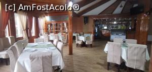 [P36] Interior restaurant. » foto by Aurici
 - 
<span class="allrVoted glyphicon glyphicon-heart hidden" id="av1220727"></span>
<a class="m-l-10 hidden" id="sv1220727" onclick="voting_Foto_DelVot(,1220727,13325)" role="button">șterge vot <span class="glyphicon glyphicon-remove"></span></a>
<a id="v91220727" class=" c-red"  onclick="voting_Foto_SetVot(1220727)" role="button"><span class="glyphicon glyphicon-heart-empty"></span> <b>LIKE</b> = Votează poza</a> <img class="hidden"  id="f1220727W9" src="/imagini/loader.gif" border="0" /><span class="AjErrMes hidden" id="e1220727ErM"></span>