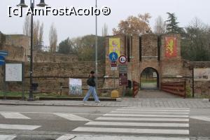 [P18] Ravenna, Rocca Brancaleone, Porta della Cittadella » foto by mprofeanu
 - 
<span class="allrVoted glyphicon glyphicon-heart hidden" id="av1348799"></span>
<a class="m-l-10 hidden" id="sv1348799" onclick="voting_Foto_DelVot(,1348799,13338)" role="button">șterge vot <span class="glyphicon glyphicon-remove"></span></a>
<a id="v91348799" class=" c-red"  onclick="voting_Foto_SetVot(1348799)" role="button"><span class="glyphicon glyphicon-heart-empty"></span> <b>LIKE</b> = Votează poza</a> <img class="hidden"  id="f1348799W9" src="/imagini/loader.gif" border="0" /><span class="AjErrMes hidden" id="e1348799ErM"></span>