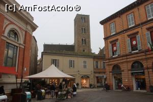 [P40] Ravenna, Piazza Andrea Costa, în stânga Mercato Coperto în dreapta Casa Matha, în centru Torre Civica » foto by mprofeanu
 - 
<span class="allrVoted glyphicon glyphicon-heart hidden" id="av1348821"></span>
<a class="m-l-10 hidden" id="sv1348821" onclick="voting_Foto_DelVot(,1348821,13338)" role="button">șterge vot <span class="glyphicon glyphicon-remove"></span></a>
<a id="v91348821" class=" c-red"  onclick="voting_Foto_SetVot(1348821)" role="button"><span class="glyphicon glyphicon-heart-empty"></span> <b>LIKE</b> = Votează poza</a> <img class="hidden"  id="f1348821W9" src="/imagini/loader.gif" border="0" /><span class="AjErrMes hidden" id="e1348821ErM"></span>