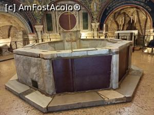[P74] Ravenna, Battistero Neoniano, Bazinul de Botez » foto by mprofeanu
 - 
<span class="allrVoted glyphicon glyphicon-heart hidden" id="av1348855"></span>
<a class="m-l-10 hidden" id="sv1348855" onclick="voting_Foto_DelVot(,1348855,13338)" role="button">șterge vot <span class="glyphicon glyphicon-remove"></span></a>
<a id="v91348855" class=" c-red"  onclick="voting_Foto_SetVot(1348855)" role="button"><span class="glyphicon glyphicon-heart-empty"></span> <b>LIKE</b> = Votează poza</a> <img class="hidden"  id="f1348855W9" src="/imagini/loader.gif" border="0" /><span class="AjErrMes hidden" id="e1348855ErM"></span>