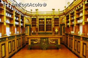 [P15] Museo Nazionale. Fosta farmacie numita 'de' Mori' de pe Via Mazzini » foto by Radu Tudoran
 - 
<span class="allrVoted glyphicon glyphicon-heart hidden" id="av746353"></span>
<a class="m-l-10 hidden" id="sv746353" onclick="voting_Foto_DelVot(,746353,13338)" role="button">șterge vot <span class="glyphicon glyphicon-remove"></span></a>
<a id="v9746353" class=" c-red"  onclick="voting_Foto_SetVot(746353)" role="button"><span class="glyphicon glyphicon-heart-empty"></span> <b>LIKE</b> = Votează poza</a> <img class="hidden"  id="f746353W9" src="/imagini/loader.gif" border="0" /><span class="AjErrMes hidden" id="e746353ErM"></span>