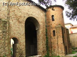 [P20] Palazzo di Teodorico sau ceea ce este considerat a fi Palatul lui Theodoric » foto by Radu Tudoran
 - 
<span class="allrVoted glyphicon glyphicon-heart hidden" id="av746359"></span>
<a class="m-l-10 hidden" id="sv746359" onclick="voting_Foto_DelVot(,746359,13338)" role="button">șterge vot <span class="glyphicon glyphicon-remove"></span></a>
<a id="v9746359" class=" c-red"  onclick="voting_Foto_SetVot(746359)" role="button"><span class="glyphicon glyphicon-heart-empty"></span> <b>LIKE</b> = Votează poza</a> <img class="hidden"  id="f746359W9" src="/imagini/loader.gif" border="0" /><span class="AjErrMes hidden" id="e746359ErM"></span>