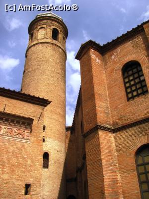 [P07] Basilica San Vitale si Museo Nazionale » foto by Radu Tudoran
 - 
<span class="allrVoted glyphicon glyphicon-heart hidden" id="av746343"></span>
<a class="m-l-10 hidden" id="sv746343" onclick="voting_Foto_DelVot(,746343,13338)" role="button">șterge vot <span class="glyphicon glyphicon-remove"></span></a>
<a id="v9746343" class=" c-red"  onclick="voting_Foto_SetVot(746343)" role="button"><span class="glyphicon glyphicon-heart-empty"></span> <b>LIKE</b> = Votează poza</a> <img class="hidden"  id="f746343W9" src="/imagini/loader.gif" border="0" /><span class="AjErrMes hidden" id="e746343ErM"></span>