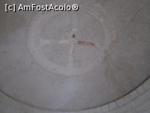 [P08] Etajul superior al Mausoleului. Tavanul cu ușoare urme de mozaic.  » foto by mihaelavoicu
 - 
<span class="allrVoted glyphicon glyphicon-heart hidden" id="av960167"></span>
<a class="m-l-10 hidden" id="sv960167" onclick="voting_Foto_DelVot(,960167,13338)" role="button">șterge vot <span class="glyphicon glyphicon-remove"></span></a>
<a id="v9960167" class=" c-red"  onclick="voting_Foto_SetVot(960167)" role="button"><span class="glyphicon glyphicon-heart-empty"></span> <b>LIKE</b> = Votează poza</a> <img class="hidden"  id="f960167W9" src="/imagini/loader.gif" border="0" /><span class="AjErrMes hidden" id="e960167ErM"></span>