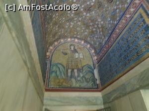 [P12] Capela San Andrea. Iisus războinic.  » foto by mihaelavoicu
 - 
<span class="allrVoted glyphicon glyphicon-heart hidden" id="av969640"></span>
<a class="m-l-10 hidden" id="sv969640" onclick="voting_Foto_DelVot(,969640,13338)" role="button">șterge vot <span class="glyphicon glyphicon-remove"></span></a>
<a id="v9969640" class=" c-red"  onclick="voting_Foto_SetVot(969640)" role="button"><span class="glyphicon glyphicon-heart-empty"></span> <b>LIKE</b> = Votează poza</a> <img class="hidden"  id="f969640W9" src="/imagini/loader.gif" border="0" /><span class="AjErrMes hidden" id="e969640ErM"></span>