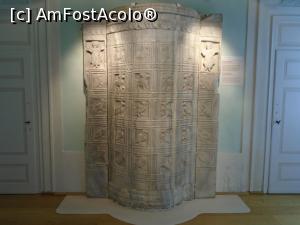[P08] Amvonul din marmoră aflat în Muzeu.  » foto by mihaelavoicu
 - 
<span class="allrVoted glyphicon glyphicon-heart hidden" id="av969636"></span>
<a class="m-l-10 hidden" id="sv969636" onclick="voting_Foto_DelVot(,969636,13338)" role="button">șterge vot <span class="glyphicon glyphicon-remove"></span></a>
<a id="v9969636" class=" c-red"  onclick="voting_Foto_SetVot(969636)" role="button"><span class="glyphicon glyphicon-heart-empty"></span> <b>LIKE</b> = Votează poza</a> <img class="hidden"  id="f969636W9" src="/imagini/loader.gif" border="0" /><span class="AjErrMes hidden" id="e969636ErM"></span>