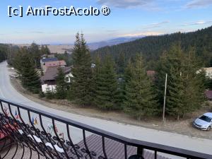 [P20] Pensiunea Alpina Casi,vedere din balcon » foto by AZE
 - 
<span class="allrVoted glyphicon glyphicon-heart hidden" id="av1420094"></span>
<a class="m-l-10 hidden" id="sv1420094" onclick="voting_Foto_DelVot(,1420094,13354)" role="button">șterge vot <span class="glyphicon glyphicon-remove"></span></a>
<a id="v91420094" class=" c-red"  onclick="voting_Foto_SetVot(1420094)" role="button"><span class="glyphicon glyphicon-heart-empty"></span> <b>LIKE</b> = Votează poza</a> <img class="hidden"  id="f1420094W9" src="/imagini/loader.gif" border="0" /><span class="AjErrMes hidden" id="e1420094ErM"></span>