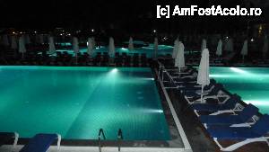 [P09] Piscine » foto by aysha
 - 
<span class="allrVoted glyphicon glyphicon-heart hidden" id="av466892"></span>
<a class="m-l-10 hidden" id="sv466892" onclick="voting_Foto_DelVot(,466892,13408)" role="button">șterge vot <span class="glyphicon glyphicon-remove"></span></a>
<a id="v9466892" class=" c-red"  onclick="voting_Foto_SetVot(466892)" role="button"><span class="glyphicon glyphicon-heart-empty"></span> <b>LIKE</b> = Votează poza</a> <img class="hidden"  id="f466892W9" src="/imagini/loader.gif" border="0" /><span class="AjErrMes hidden" id="e466892ErM"></span>