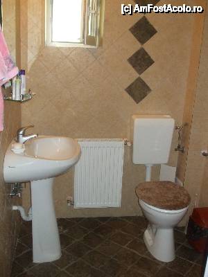 [P01] fata in fata cu wc este cabina de dus » foto by ciobi2309
 - 
<span class="allrVoted glyphicon glyphicon-heart hidden" id="av393352"></span>
<a class="m-l-10 hidden" id="sv393352" onclick="voting_Foto_DelVot(,393352,13430)" role="button">șterge vot <span class="glyphicon glyphicon-remove"></span></a>
<a id="v9393352" class=" c-red"  onclick="voting_Foto_SetVot(393352)" role="button"><span class="glyphicon glyphicon-heart-empty"></span> <b>LIKE</b> = Votează poza</a> <img class="hidden"  id="f393352W9" src="/imagini/loader.gif" border="0" /><span class="AjErrMes hidden" id="e393352ErM"></span>