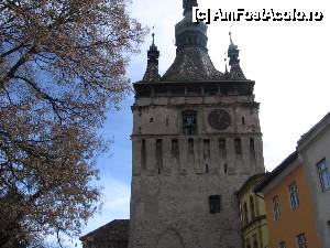 [P13] Turnul cu ceas la Sighişoara » foto by Michi
 - 
<span class="allrVoted glyphicon glyphicon-heart hidden" id="av402207"></span>
<a class="m-l-10 hidden" id="sv402207" onclick="voting_Foto_DelVot(,402207,13498)" role="button">șterge vot <span class="glyphicon glyphicon-remove"></span></a>
<a id="v9402207" class=" c-red"  onclick="voting_Foto_SetVot(402207)" role="button"><span class="glyphicon glyphicon-heart-empty"></span> <b>LIKE</b> = Votează poza</a> <img class="hidden"  id="f402207W9" src="/imagini/loader.gif" border="0" /><span class="AjErrMes hidden" id="e402207ErM"></span>