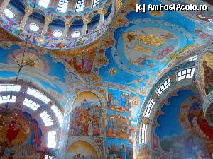 [P56] Catedrala Episcopală Sfânta Vineri din Zalău, vedere de pe balcon: trei surse de lumină naturală dinspre absidă, cupolă și altar » foto by mariana.olaru
 - 
<span class="allrVoted glyphicon glyphicon-heart hidden" id="av395651"></span>
<a class="m-l-10 hidden" id="sv395651" onclick="voting_Foto_DelVot(,395651,13499)" role="button">șterge vot <span class="glyphicon glyphicon-remove"></span></a>
<a id="v9395651" class=" c-red"  onclick="voting_Foto_SetVot(395651)" role="button"><span class="glyphicon glyphicon-heart-empty"></span> <b>LIKE</b> = Votează poza</a> <img class="hidden"  id="f395651W9" src="/imagini/loader.gif" border="0" /><span class="AjErrMes hidden" id="e395651ErM"></span>