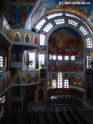 [P58] Catedrala Episcopală Sfânta Vineri din Zalău » foto by mariana.olaru
 - 
<span class="allrVoted glyphicon glyphicon-heart hidden" id="av395653"></span>
<a class="m-l-10 hidden" id="sv395653" onclick="voting_Foto_DelVot(,395653,13499)" role="button">șterge vot <span class="glyphicon glyphicon-remove"></span></a>
<a id="v9395653" class=" c-red"  onclick="voting_Foto_SetVot(395653)" role="button"><span class="glyphicon glyphicon-heart-empty"></span> <b>LIKE</b> = Votează poza</a> <img class="hidden"  id="f395653W9" src="/imagini/loader.gif" border="0" /><span class="AjErrMes hidden" id="e395653ErM"></span>