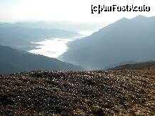 [P12] In dreapta Pietrosul Bistritei . » foto by cronung
 - 
<span class="allrVoted glyphicon glyphicon-heart hidden" id="av162243"></span>
<a class="m-l-10 hidden" id="sv162243" onclick="voting_Foto_DelVot(,162243,13504)" role="button">șterge vot <span class="glyphicon glyphicon-remove"></span></a>
<a id="v9162243" class=" c-red"  onclick="voting_Foto_SetVot(162243)" role="button"><span class="glyphicon glyphicon-heart-empty"></span> <b>LIKE</b> = Votează poza</a> <img class="hidden"  id="f162243W9" src="/imagini/loader.gif" border="0" /><span class="AjErrMes hidden" id="e162243ErM"></span>