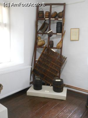 [P32] Pietroșița - Muzeul Etnografic “Prof. Dumitru Ulieru”. » foto by iulianic
 - 
<span class="allrVoted glyphicon glyphicon-heart hidden" id="av1436898"></span>
<a class="m-l-10 hidden" id="sv1436898" onclick="voting_Foto_DelVot(,1436898,13519)" role="button">șterge vot <span class="glyphicon glyphicon-remove"></span></a>
<a id="v91436898" class=" c-red"  onclick="voting_Foto_SetVot(1436898)" role="button"><span class="glyphicon glyphicon-heart-empty"></span> <b>LIKE</b> = Votează poza</a> <img class="hidden"  id="f1436898W9" src="/imagini/loader.gif" border="0" /><span class="AjErrMes hidden" id="e1436898ErM"></span>