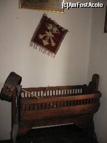 [P11] Casa Memoriala Cioranescu, Moroieni, DB- exponate din salile de la etaj, unde se afla un fel de Muzeu al Satului. » foto by ela7
 - 
<span class="allrVoted glyphicon glyphicon-heart hidden" id="av274805"></span>
<a class="m-l-10 hidden" id="sv274805" onclick="voting_Foto_DelVot(,274805,13519)" role="button">șterge vot <span class="glyphicon glyphicon-remove"></span></a>
<a id="v9274805" class=" c-red"  onclick="voting_Foto_SetVot(274805)" role="button"><span class="glyphicon glyphicon-heart-empty"></span> <b>LIKE</b> = Votează poza</a> <img class="hidden"  id="f274805W9" src="/imagini/loader.gif" border="0" /><span class="AjErrMes hidden" id="e274805ErM"></span>