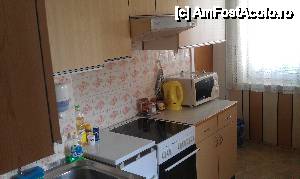 [P04] Bucataria pensiunii Room&Apartaments Jana. Cerklje na G. Slovenia » foto by traian.leuca †
 - 
<span class="allrVoted glyphicon glyphicon-heart hidden" id="av397347"></span>
<a class="m-l-10 hidden" id="sv397347" onclick="voting_Foto_DelVot(,397347,13546)" role="button">șterge vot <span class="glyphicon glyphicon-remove"></span></a>
<a id="v9397347" class=" c-red"  onclick="voting_Foto_SetVot(397347)" role="button"><span class="glyphicon glyphicon-heart-empty"></span> <b>LIKE</b> = Votează poza</a> <img class="hidden"  id="f397347W9" src="/imagini/loader.gif" border="0" /><span class="AjErrMes hidden" id="e397347ErM"></span>