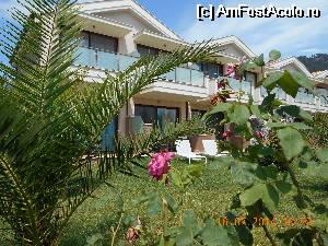 [P30] Zona de gradina pentru cei care nu aveau pisine private » foto by carmen_22_09
 - 
<span class="allrVoted glyphicon glyphicon-heart hidden" id="av532176"></span>
<a class="m-l-10 hidden" id="sv532176" onclick="voting_Foto_DelVot(,532176,13561)" role="button">șterge vot <span class="glyphicon glyphicon-remove"></span></a>
<a id="v9532176" class=" c-red"  onclick="voting_Foto_SetVot(532176)" role="button"><span class="glyphicon glyphicon-heart-empty"></span> <b>LIKE</b> = Votează poza</a> <img class="hidden"  id="f532176W9" src="/imagini/loader.gif" border="0" /><span class="AjErrMes hidden" id="e532176ErM"></span>