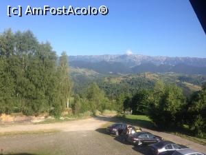 [P11] Vedere din dormitor spre parcare » foto by Gabise
 - 
<span class="allrVoted glyphicon glyphicon-heart hidden" id="av766325"></span>
<a class="m-l-10 hidden" id="sv766325" onclick="voting_Foto_DelVot(,766325,13569)" role="button">șterge vot <span class="glyphicon glyphicon-remove"></span></a>
<a id="v9766325" class=" c-red"  onclick="voting_Foto_SetVot(766325)" role="button"><span class="glyphicon glyphicon-heart-empty"></span> <b>LIKE</b> = Votează poza</a> <img class="hidden"  id="f766325W9" src="/imagini/loader.gif" border="0" /><span class="AjErrMes hidden" id="e766325ErM"></span>