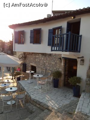 [P06] Afitos - O celebră cafenea &icirc;ntr-o casă tradițională, acum fără turiști » foto by Daisy Petal
 - 
<span class="allrVoted glyphicon glyphicon-heart hidden" id="av1171642"></span>
<a class="m-l-10 hidden" id="sv1171642" onclick="voting_Foto_DelVot(,1171642,13602)" role="button">șterge vot <span class="glyphicon glyphicon-remove"></span></a>
<a id="v91171642" class=" c-red"  onclick="voting_Foto_SetVot(1171642)" role="button"><span class="glyphicon glyphicon-heart-empty"></span> <b>LIKE</b> = Votează poza</a> <img class="hidden"  id="f1171642W9" src="/imagini/loader.gif" border="0" /><span class="AjErrMes hidden" id="e1171642ErM"></span>