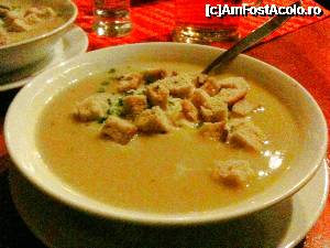 [P13] Penzion Koliba u Stefana - supa crema de usturoi » foto by cristi_an3000
 - 
<span class="allrVoted glyphicon glyphicon-heart hidden" id="av400227"></span>
<a class="m-l-10 hidden" id="sv400227" onclick="voting_Foto_DelVot(,400227,13611)" role="button">șterge vot <span class="glyphicon glyphicon-remove"></span></a>
<a id="v9400227" class=" c-red"  onclick="voting_Foto_SetVot(400227)" role="button"><span class="glyphicon glyphicon-heart-empty"></span> <b>LIKE</b> = Votează poza</a> <img class="hidden"  id="f400227W9" src="/imagini/loader.gif" border="0" /><span class="AjErrMes hidden" id="e400227ErM"></span>