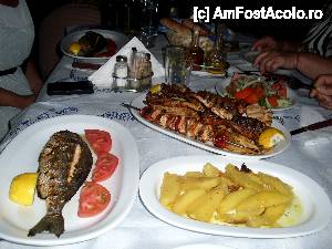 [P02] dorada, mix grill la taverna mouses in portul limenas » foto by sorinaugustin
 - 
<span class="allrVoted glyphicon glyphicon-heart hidden" id="av470523"></span>
<a class="m-l-10 hidden" id="sv470523" onclick="voting_Foto_DelVot(,470523,13641)" role="button">șterge vot <span class="glyphicon glyphicon-remove"></span></a>
<a id="v9470523" class=" c-red"  onclick="voting_Foto_SetVot(470523)" role="button"><span class="glyphicon glyphicon-heart-empty"></span> <b>LIKE</b> = Votează poza</a> <img class="hidden"  id="f470523W9" src="/imagini/loader.gif" border="0" /><span class="AjErrMes hidden" id="e470523ErM"></span>