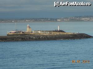 [P18] Irlanda - Portul Howth, farul Baily vazut de departe.  » foto by Diaura*
 - 
<span class="allrVoted glyphicon glyphicon-heart hidden" id="av402141"></span>
<a class="m-l-10 hidden" id="sv402141" onclick="voting_Foto_DelVot(,402141,13670)" role="button">șterge vot <span class="glyphicon glyphicon-remove"></span></a>
<a id="v9402141" class=" c-red"  onclick="voting_Foto_SetVot(402141)" role="button"><span class="glyphicon glyphicon-heart-empty"></span> <b>LIKE</b> = Votează poza</a> <img class="hidden"  id="f402141W9" src="/imagini/loader.gif" border="0" /><span class="AjErrMes hidden" id="e402141ErM"></span>