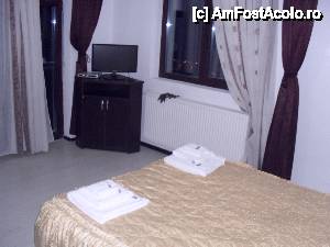 [P05] camera nr 4, cu vedere spre vârful păpușa, în față și spre stațiune în dreapta.  » foto by nickname77
 - 
<span class="allrVoted glyphicon glyphicon-heart hidden" id="av402218"></span>
<a class="m-l-10 hidden" id="sv402218" onclick="voting_Foto_DelVot(,402218,13674)" role="button">șterge vot <span class="glyphicon glyphicon-remove"></span></a>
<a id="v9402218" class=" c-red"  onclick="voting_Foto_SetVot(402218)" role="button"><span class="glyphicon glyphicon-heart-empty"></span> <b>LIKE</b> = Votează poza</a> <img class="hidden"  id="f402218W9" src="/imagini/loader.gif" border="0" /><span class="AjErrMes hidden" id="e402218ErM"></span>