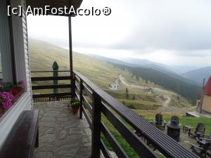 [P27] Cabana Transalpina - cealaltă parte a verandei » foto by Cris
 - 
<span class="allrVoted glyphicon glyphicon-heart hidden" id="av839036"></span>
<a class="m-l-10 hidden" id="sv839036" onclick="voting_Foto_DelVot(,839036,13674)" role="button">șterge vot <span class="glyphicon glyphicon-remove"></span></a>
<a id="v9839036" class=" c-red"  onclick="voting_Foto_SetVot(839036)" role="button"><span class="glyphicon glyphicon-heart-empty"></span> <b>LIKE</b> = Votează poza</a> <img class="hidden"  id="f839036W9" src="/imagini/loader.gif" border="0" /><span class="AjErrMes hidden" id="e839036ErM"></span>