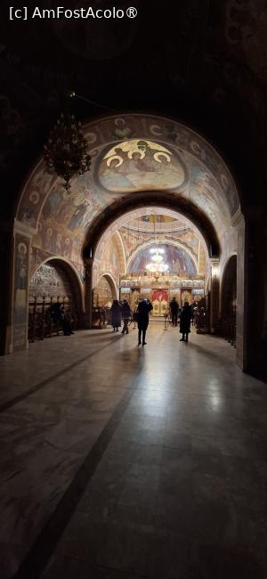 [P19] Mănăstirea Cotmeana - Biserica nouă, interior. » foto by iulianic
 - 
<span class="allrVoted glyphicon glyphicon-heart hidden" id="av1460627"></span>
<a class="m-l-10 hidden" id="sv1460627" onclick="voting_Foto_DelVot(,1460627,13727)" role="button">șterge vot <span class="glyphicon glyphicon-remove"></span></a>
<a id="v91460627" class=" c-red"  onclick="voting_Foto_SetVot(1460627)" role="button"><span class="glyphicon glyphicon-heart-empty"></span> <b>LIKE</b> = Votează poza</a> <img class="hidden"  id="f1460627W9" src="/imagini/loader.gif" border="0" /><span class="AjErrMes hidden" id="e1460627ErM"></span>
