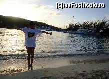 [P01] Ocho Rios » foto by Patri
 - 
<span class="allrVoted glyphicon glyphicon-heart hidden" id="av405592"></span>
<a class="m-l-10 hidden" id="sv405592" onclick="voting_Foto_DelVot(,405592,13731)" role="button">șterge vot <span class="glyphicon glyphicon-remove"></span></a>
<a id="v9405592" class=" c-red"  onclick="voting_Foto_SetVot(405592)" role="button"><span class="glyphicon glyphicon-heart-empty"></span> <b>LIKE</b> = Votează poza</a> <img class="hidden"  id="f405592W9" src="/imagini/loader.gif" border="0" /><span class="AjErrMes hidden" id="e405592ErM"></span>