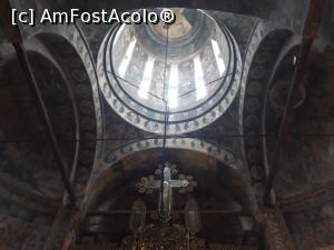 [P40] Mănăstirea Surpatele, Frâncești.  » foto by Aurici
 - 
<span class="allrVoted glyphicon glyphicon-heart hidden" id="av1032254"></span>
<a class="m-l-10 hidden" id="sv1032254" onclick="voting_Foto_DelVot(,1032254,13734)" role="button">șterge vot <span class="glyphicon glyphicon-remove"></span></a>
<a id="v91032254" class=" c-red"  onclick="voting_Foto_SetVot(1032254)" role="button"><span class="glyphicon glyphicon-heart-empty"></span> <b>LIKE</b> = Votează poza</a> <img class="hidden"  id="f1032254W9" src="/imagini/loader.gif" border="0" /><span class="AjErrMes hidden" id="e1032254ErM"></span>