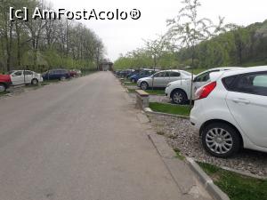 [P50] Mănăstirea Dintr-un Lemn, Frâncești - parcarea generoasă.  » foto by Aurici
 - 
<span class="allrVoted glyphicon glyphicon-heart hidden" id="av1032264"></span>
<a class="m-l-10 hidden" id="sv1032264" onclick="voting_Foto_DelVot(,1032264,13734)" role="button">șterge vot <span class="glyphicon glyphicon-remove"></span></a>
<a id="v91032264" class=" c-red"  onclick="voting_Foto_SetVot(1032264)" role="button"><span class="glyphicon glyphicon-heart-empty"></span> <b>LIKE</b> = Votează poza</a> <img class="hidden"  id="f1032264W9" src="/imagini/loader.gif" border="0" /><span class="AjErrMes hidden" id="e1032264ErM"></span>