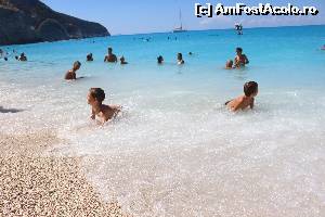 [P02] renumita plaja Porto Katsiki, o culoare ireala a apei, nisip nu f fin, dar perfect pentru 'masaj' la talpi si deloc deranjant, valuri in care copiii s-au distrat la maxim;)  » foto by eladea2005
 - 
<span class="allrVoted glyphicon glyphicon-heart hidden" id="av659410"></span>
<a class="m-l-10 hidden" id="sv659410" onclick="voting_Foto_DelVot(,659410,13746)" role="button">șterge vot <span class="glyphicon glyphicon-remove"></span></a>
<a id="v9659410" class=" c-red"  onclick="voting_Foto_SetVot(659410)" role="button"><span class="glyphicon glyphicon-heart-empty"></span> <b>LIKE</b> = Votează poza</a> <img class="hidden"  id="f659410W9" src="/imagini/loader.gif" border="0" /><span class="AjErrMes hidden" id="e659410ErM"></span>