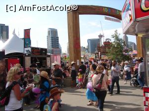 [P22] Calgary Stampede Park » foto by ebirsan
 - 
<span class="allrVoted glyphicon glyphicon-heart hidden" id="av739665"></span>
<a class="m-l-10 hidden" id="sv739665" onclick="voting_Foto_DelVot(,739665,13751)" role="button">șterge vot <span class="glyphicon glyphicon-remove"></span></a>
<a id="v9739665" class=" c-red"  onclick="voting_Foto_SetVot(739665)" role="button"><span class="glyphicon glyphicon-heart-empty"></span> <b>LIKE</b> = Votează poza</a> <img class="hidden"  id="f739665W9" src="/imagini/loader.gif" border="0" /><span class="AjErrMes hidden" id="e739665ErM"></span>
