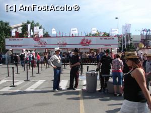 [P23] Calgary Stampede Park » foto by ebirsan
 - 
<span class="allrVoted glyphicon glyphicon-heart hidden" id="av739666"></span>
<a class="m-l-10 hidden" id="sv739666" onclick="voting_Foto_DelVot(,739666,13751)" role="button">șterge vot <span class="glyphicon glyphicon-remove"></span></a>
<a id="v9739666" class=" c-red"  onclick="voting_Foto_SetVot(739666)" role="button"><span class="glyphicon glyphicon-heart-empty"></span> <b>LIKE</b> = Votează poza</a> <img class="hidden"  id="f739666W9" src="/imagini/loader.gif" border="0" /><span class="AjErrMes hidden" id="e739666ErM"></span>