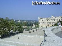 [P23] Avignon - Din Place du Palais, palatul nou şi în plan îndepărtat vedere spre cetatea Villeneuve-lès-Avignon.  » foto by iulianic
 - 
<span class="allrVoted glyphicon glyphicon-heart hidden" id="av406993"></span>
<a class="m-l-10 hidden" id="sv406993" onclick="voting_Foto_DelVot(,406993,13769)" role="button">șterge vot <span class="glyphicon glyphicon-remove"></span></a>
<a id="v9406993" class=" c-red"  onclick="voting_Foto_SetVot(406993)" role="button"><span class="glyphicon glyphicon-heart-empty"></span> <b>LIKE</b> = Votează poza</a> <img class="hidden"  id="f406993W9" src="/imagini/loader.gif" border="0" /><span class="AjErrMes hidden" id="e406993ErM"></span>