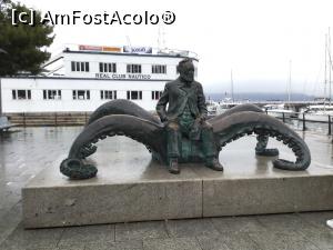 [P25] Vigo - Siam ca in apropierea portului puteam sa il gasesc pe Jules Verne, l-am cautat si l-am gasit » foto by mishu
 - 
<span class="allrVoted glyphicon glyphicon-heart hidden" id="av1153964"></span>
<a class="m-l-10 hidden" id="sv1153964" onclick="voting_Foto_DelVot(,1153964,13774)" role="button">șterge vot <span class="glyphicon glyphicon-remove"></span></a>
<a id="v91153964" class=" c-red"  onclick="voting_Foto_SetVot(1153964)" role="button"><span class="glyphicon glyphicon-heart-empty"></span> <b>LIKE</b> = Votează poza</a> <img class="hidden"  id="f1153964W9" src="/imagini/loader.gif" border="0" /><span class="AjErrMes hidden" id="e1153964ErM"></span>