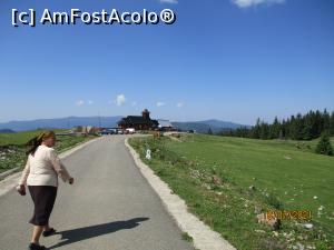 [P27] Către slujba de duminică, la bisericuța din Poiana Călineasa » foto by puiutea
 - 
<span class="allrVoted glyphicon glyphicon-heart hidden" id="av1243773"></span>
<a class="m-l-10 hidden" id="sv1243773" onclick="voting_Foto_DelVot(,1243773,13782)" role="button">șterge vot <span class="glyphicon glyphicon-remove"></span></a>
<a id="v91243773" class=" c-red"  onclick="voting_Foto_SetVot(1243773)" role="button"><span class="glyphicon glyphicon-heart-empty"></span> <b>LIKE</b> = Votează poza</a> <img class="hidden"  id="f1243773W9" src="/imagini/loader.gif" border="0" /><span class="AjErrMes hidden" id="e1243773ErM"></span>