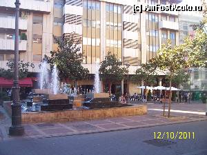 [P07] Si asta e zona Coca, unde se poate face o ruta de 'tapeo'. Poza e facuta anul trecut, iar Taberna Cascajares se afla pe dreapta (nu se vede in poza din pacate).  » foto by alinaro
 - 
<span class="allrVoted glyphicon glyphicon-heart hidden" id="av388213"></span>
<a class="m-l-10 hidden" id="sv388213" onclick="voting_Foto_DelVot(,388213,13794)" role="button">șterge vot <span class="glyphicon glyphicon-remove"></span></a>
<a id="v9388213" class=" c-red"  onclick="voting_Foto_SetVot(388213)" role="button"><span class="glyphicon glyphicon-heart-empty"></span> <b>LIKE</b> = Votează poza</a> <img class="hidden"  id="f388213W9" src="/imagini/loader.gif" border="0" /><span class="AjErrMes hidden" id="e388213ErM"></span>