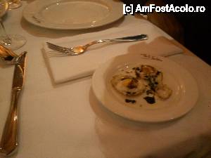 [P03] 'Ponte Vecchio' / Cele doua oua de prepelita oferite ca aperitiv din partea casei.  » foto by alinaro
 - 
<span class="allrVoted glyphicon glyphicon-heart hidden" id="av407837"></span>
<a class="m-l-10 hidden" id="sv407837" onclick="voting_Foto_DelVot(,407837,13794)" role="button">șterge vot <span class="glyphicon glyphicon-remove"></span></a>
<a id="v9407837" class=" c-red"  onclick="voting_Foto_SetVot(407837)" role="button"><span class="glyphicon glyphicon-heart-empty"></span> <b>LIKE</b> = Votează poza</a> <img class="hidden"  id="f407837W9" src="/imagini/loader.gif" border="0" /><span class="AjErrMes hidden" id="e407837ErM"></span>