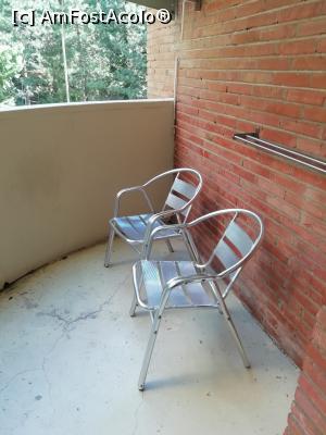 [P02] Suportul de prosoape de pe balcon și mizeria din balcon » foto by Georgiana2022
 - 
<span class="allrVoted glyphicon glyphicon-heart hidden" id="av1328656"></span>
<a class="m-l-10 hidden" id="sv1328656" onclick="voting_Foto_DelVot(,1328656,13800)" role="button">șterge vot <span class="glyphicon glyphicon-remove"></span></a>
<a id="v91328656" class=" c-red"  onclick="voting_Foto_SetVot(1328656)" role="button"><span class="glyphicon glyphicon-heart-empty"></span> <b>LIKE</b> = Votează poza</a> <img class="hidden"  id="f1328656W9" src="/imagini/loader.gif" border="0" /><span class="AjErrMes hidden" id="e1328656ErM"></span>