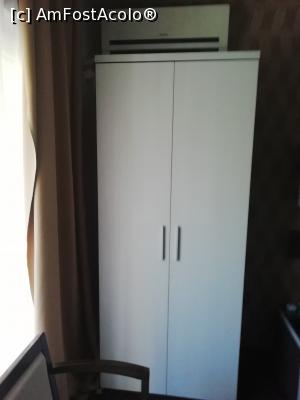 [P07] Dulapul muuuult prea neîncăpător pentru a așeza hainele » foto by Georgiana2022
 - 
<span class="allrVoted glyphicon glyphicon-heart hidden" id="av1328661"></span>
<a class="m-l-10 hidden" id="sv1328661" onclick="voting_Foto_DelVot(,1328661,13800)" role="button">șterge vot <span class="glyphicon glyphicon-remove"></span></a>
<a id="v91328661" class=" c-red"  onclick="voting_Foto_SetVot(1328661)" role="button"><span class="glyphicon glyphicon-heart-empty"></span> <b>LIKE</b> = Votează poza</a> <img class="hidden"  id="f1328661W9" src="/imagini/loader.gif" border="0" /><span class="AjErrMes hidden" id="e1328661ErM"></span>