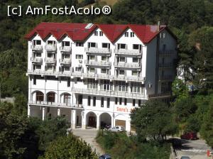 [P18] Hotelul nou de la Sara's Sons, vazut de la balconul camerei » foto by ascent
 - 
<span class="allrVoted glyphicon glyphicon-heart hidden" id="av1018272"></span>
<a class="m-l-10 hidden" id="sv1018272" onclick="voting_Foto_DelVot(,1018272,13800)" role="button">șterge vot <span class="glyphicon glyphicon-remove"></span></a>
<a id="v91018272" class=" c-red"  onclick="voting_Foto_SetVot(1018272)" role="button"><span class="glyphicon glyphicon-heart-empty"></span> <b>LIKE</b> = Votează poza</a> <img class="hidden"  id="f1018272W9" src="/imagini/loader.gif" border="0" /><span class="AjErrMes hidden" id="e1018272ErM"></span>