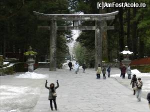 [P50] Sanctuarul Toshugu si Poarta Tori de piatra. de acolo am venit. Pagoda e undeva in dreapta pozei.  » foto by TraianS
 - 
<span class="allrVoted glyphicon glyphicon-heart hidden" id="av408411"></span>
<a class="m-l-10 hidden" id="sv408411" onclick="voting_Foto_DelVot(,408411,13808)" role="button">șterge vot <span class="glyphicon glyphicon-remove"></span></a>
<a id="v9408411" class=" c-red"  onclick="voting_Foto_SetVot(408411)" role="button"><span class="glyphicon glyphicon-heart-empty"></span> <b>LIKE</b> = Votează poza</a> <img class="hidden"  id="f408411W9" src="/imagini/loader.gif" border="0" /><span class="AjErrMes hidden" id="e408411ErM"></span>