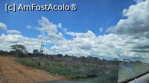 [P20] drumuri africane » foto by robert
 - 
<span class="allrVoted glyphicon glyphicon-heart hidden" id="av1512064"></span>
<a class="m-l-10 hidden" id="sv1512064" onclick="voting_Foto_DelVot(,1512064,13820)" role="button">șterge vot <span class="glyphicon glyphicon-remove"></span></a>
<a id="v91512064" class=" c-red"  onclick="voting_Foto_SetVot(1512064)" role="button"><span class="glyphicon glyphicon-heart-empty"></span> <b>LIKE</b> = Votează poza</a> <img class="hidden"  id="f1512064W9" src="/imagini/loader.gif" border="0" /><span class="AjErrMes hidden" id="e1512064ErM"></span>