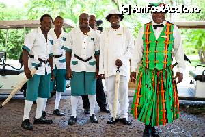 [P28] Edward Minyoi supranumit The Storyteller. Iti poate vorbi despre orice, Rhodesia, Kenneth Kaunda, fotbal...  » foto by christian26ro
 - 
<span class="allrVoted glyphicon glyphicon-heart hidden" id="av409287"></span>
<a class="m-l-10 hidden" id="sv409287" onclick="voting_Foto_DelVot(,409287,13820)" role="button">șterge vot <span class="glyphicon glyphicon-remove"></span></a>
<a id="v9409287" class=" c-red"  onclick="voting_Foto_SetVot(409287)" role="button"><span class="glyphicon glyphicon-heart-empty"></span> <b>LIKE</b> = Votează poza</a> <img class="hidden"  id="f409287W9" src="/imagini/loader.gif" border="0" /><span class="AjErrMes hidden" id="e409287ErM"></span>
