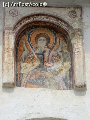 [P05] Frescă exterioară - Mănăstirea „Sf. Voievozi” din Baia de Aramă.  » foto by tata123 🔱
 - 
<span class="allrVoted glyphicon glyphicon-heart hidden" id="av1156395"></span>
<a class="m-l-10 hidden" id="sv1156395" onclick="voting_Foto_DelVot(,1156395,13826)" role="button">șterge vot <span class="glyphicon glyphicon-remove"></span></a>
<a id="v91156395" class=" c-red"  onclick="voting_Foto_SetVot(1156395)" role="button"><span class="glyphicon glyphicon-heart-empty"></span> <b>LIKE</b> = Votează poza</a> <img class="hidden"  id="f1156395W9" src="/imagini/loader.gif" border="0" /><span class="AjErrMes hidden" id="e1156395ErM"></span>